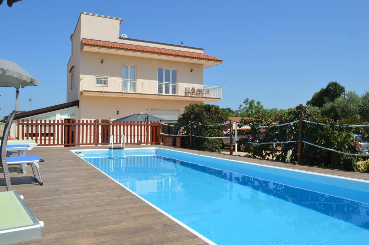 Villa Dario 卡斯特拉纳格罗泰 外观 照片